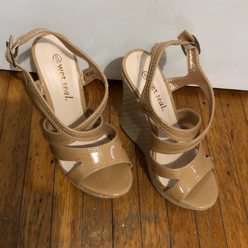 Wedges - Picture 2 of 2